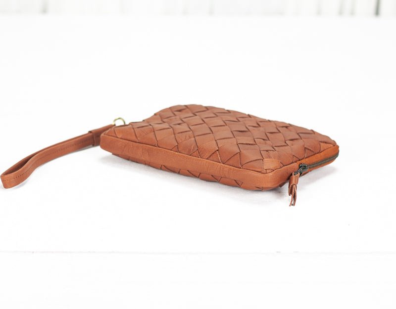 Antheia clutch wallet - Handwoven sienna brown leather - milloobags