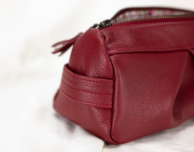 Estia case - Deep red leather - milloobags