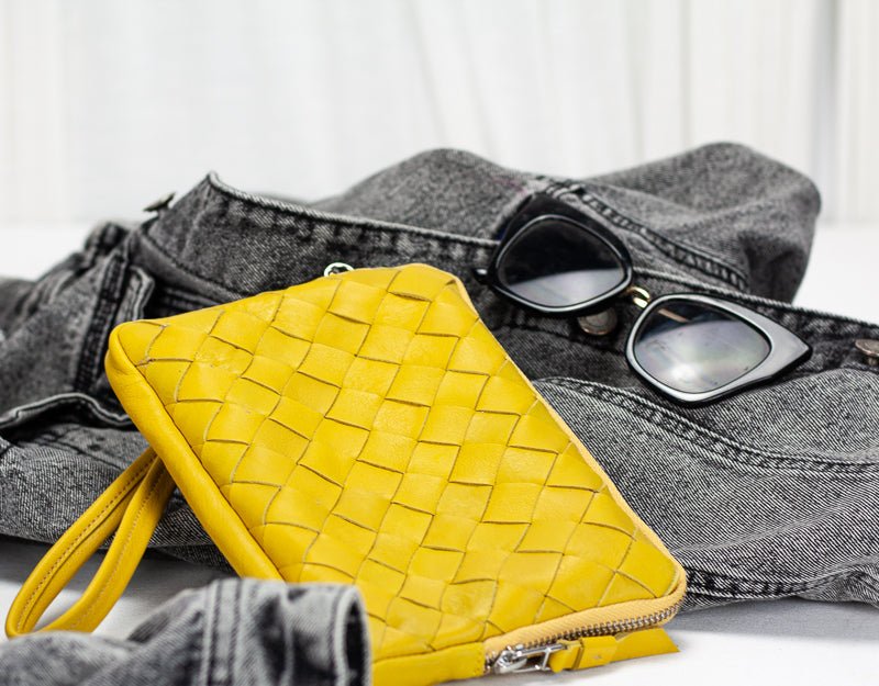 Antheia clutch wallet - Handwoven Yellow leather - milloobags